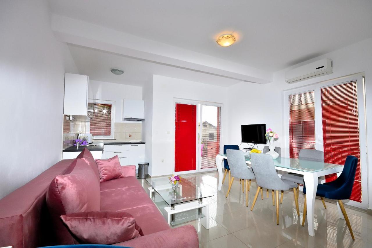 Stella Maris Apartments Водице Екстериор снимка