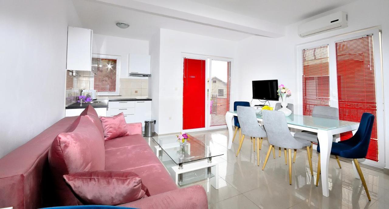 Stella Maris Apartments Водице Екстериор снимка