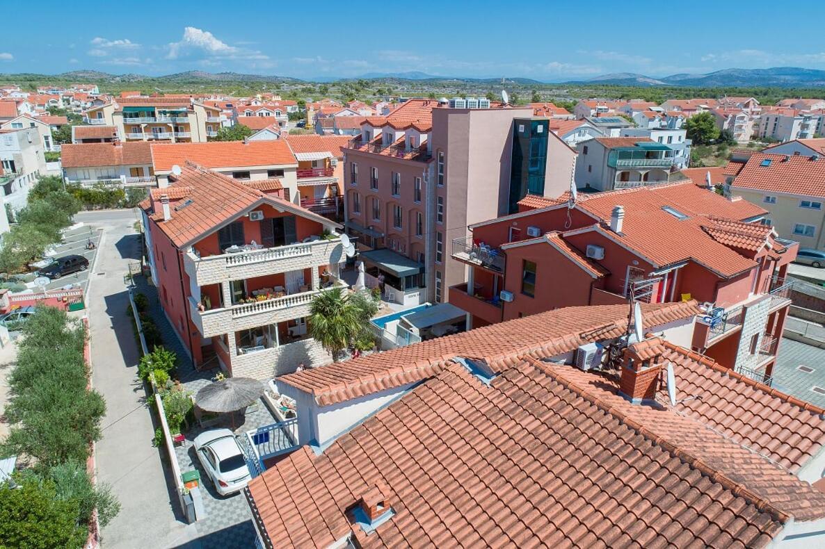 Stella Maris Apartments Водице Екстериор снимка