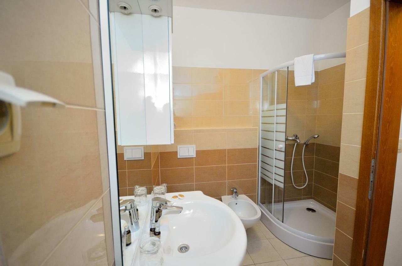 Stella Maris Apartments Водице Екстериор снимка